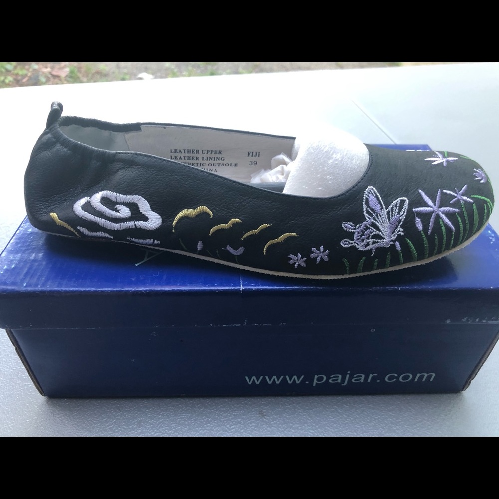 Maria Pia Fiji Flats